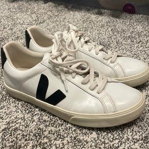 VEJA Esplar Sneakers